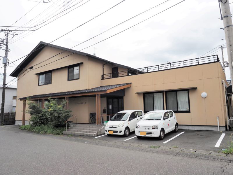 ラフィーネシーク