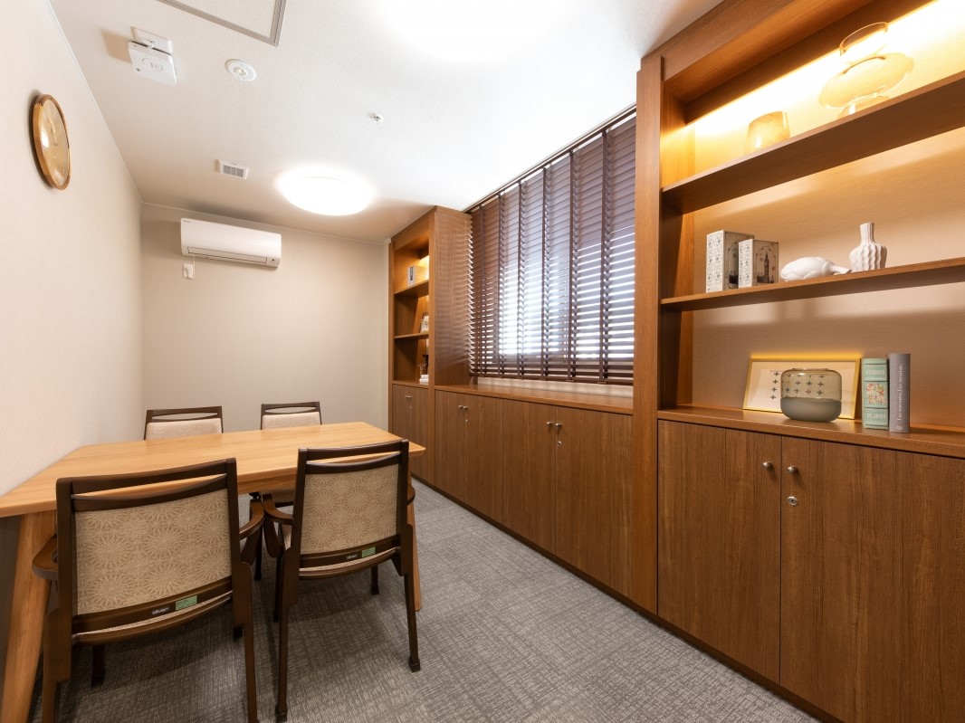 ミモザ島田神座