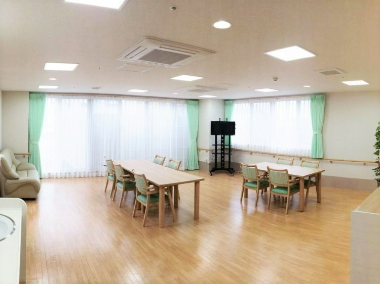 ハートフルホーム厚原