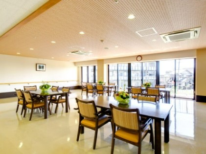 プレミアムハートライフ小鹿公園前