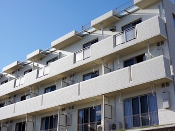 らくじゅ沼津足高館