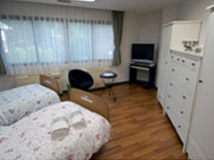 グループハウス熱海（旧シフティーン熱海）