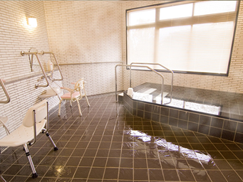 グループハウス熱海（旧シフティーン熱海）