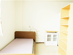 フレンドハウスさんさん