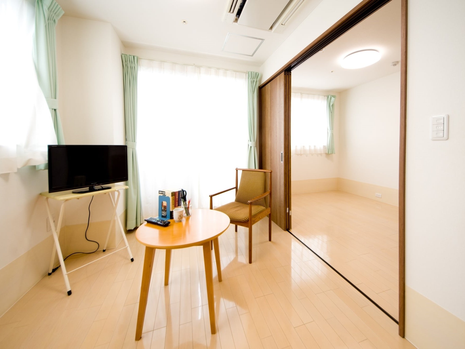 Grand Person やすひさ