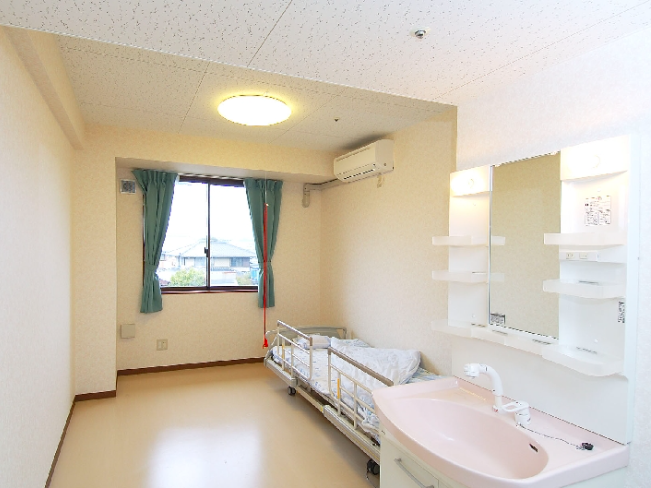 有料老人ホーム りなの森