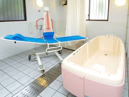 有料老人ホーム りなの森