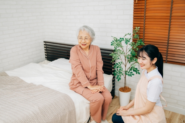 静岡老人ホーム紹介タウンYAYA_自立型の老人ホームとは