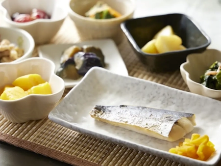 フレアスメディカルケアホーム県立美術館前