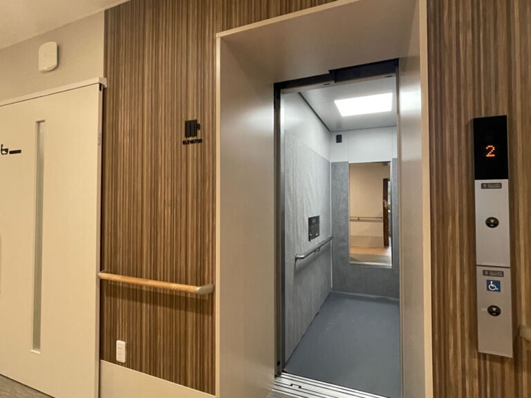 ケアリー三保羽衣