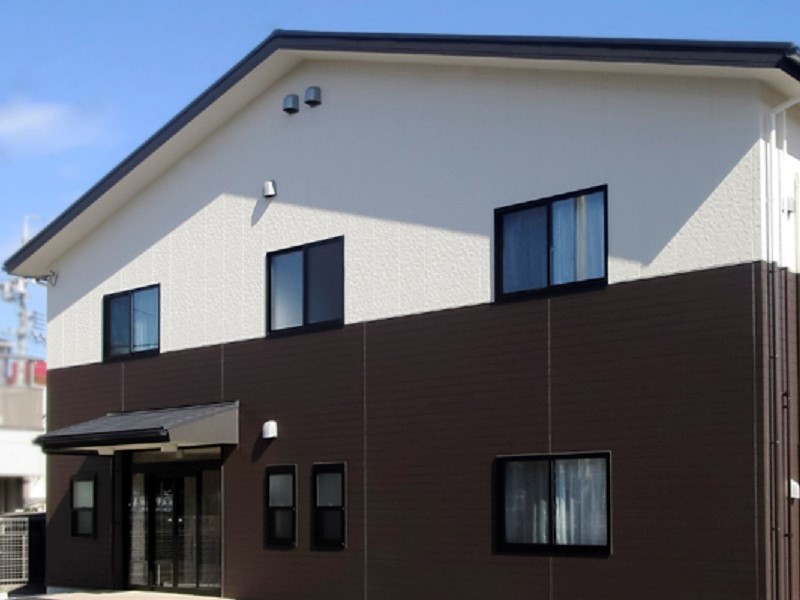 アンジェス長田